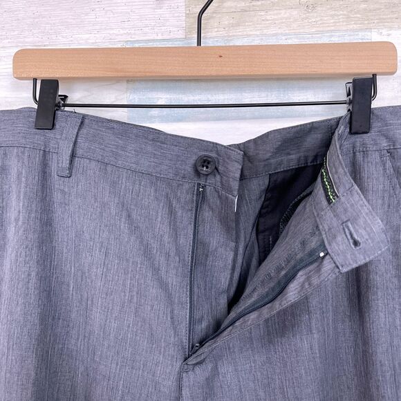 IZOD Golf Flat Front Woven Pants Gray 4 Pocket Lightweight Casual Mens 36 - Picture 3 of 7